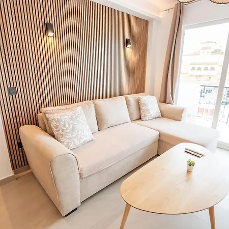 New Luxurious Arenal Apartment Platja de Larenal